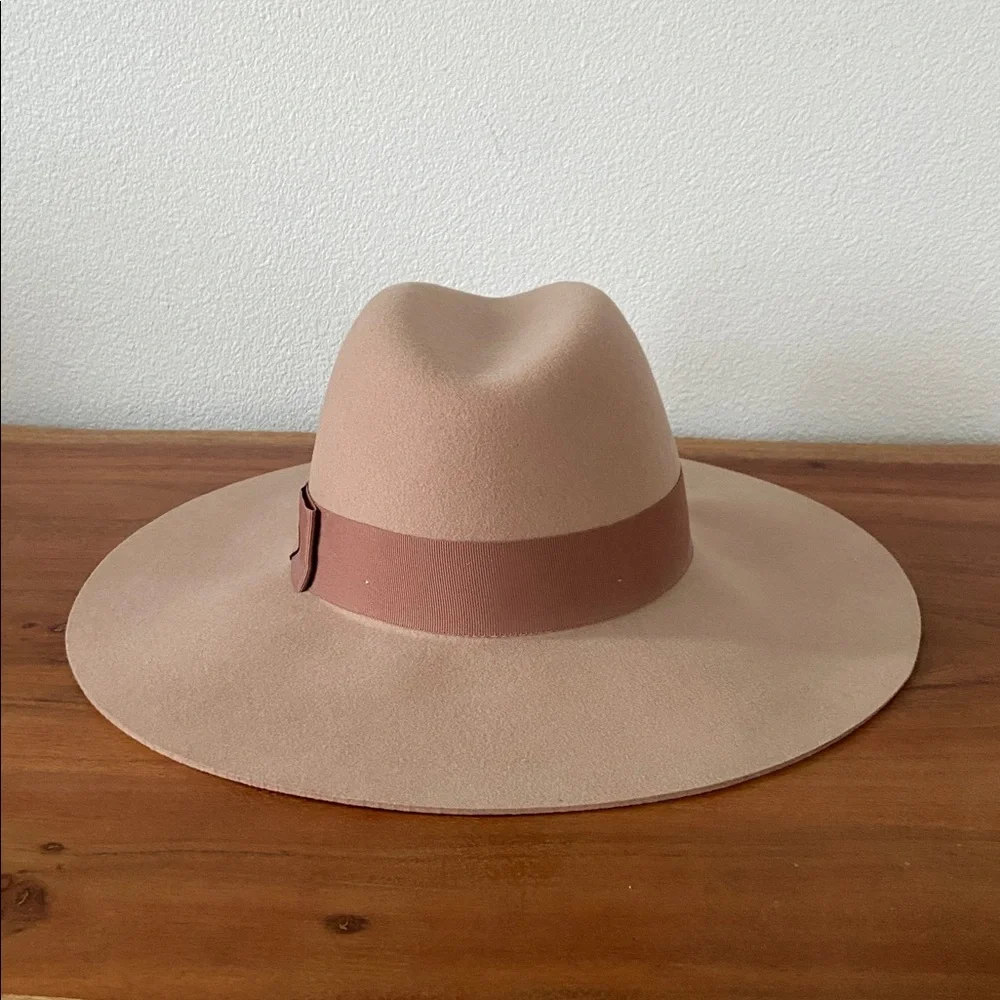 Brixton Joanna neutral felt wool hat wide floppy brim fedora grosgrain ribbon M